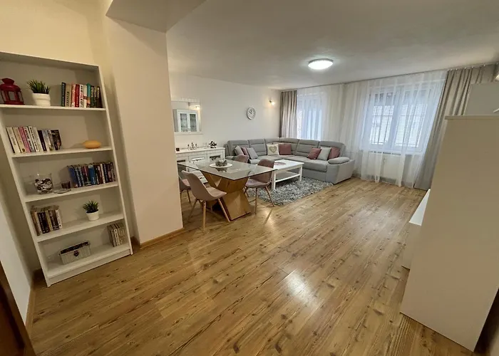 City Heart Luxury Apartment